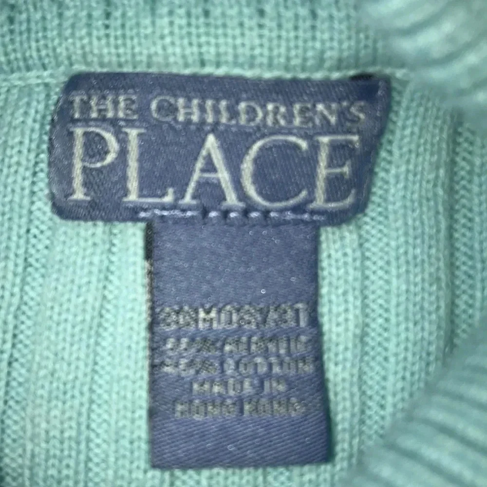 𝅺The Children’s Place ribbed scalloped sky blue sweater size 3T
